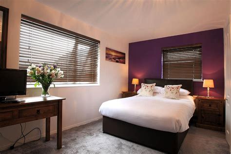 b&b derry|tgggfghfdfjhfdfhmkjgddbjjgddghnbfcbnbc b.